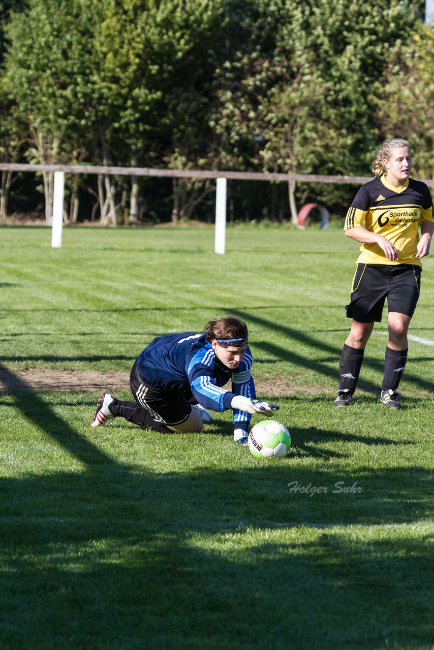 Bild 110 - Frauen SV Fortuna Bsdorf - SV Henstedt Ulzburg : Ergebnis: 0:7